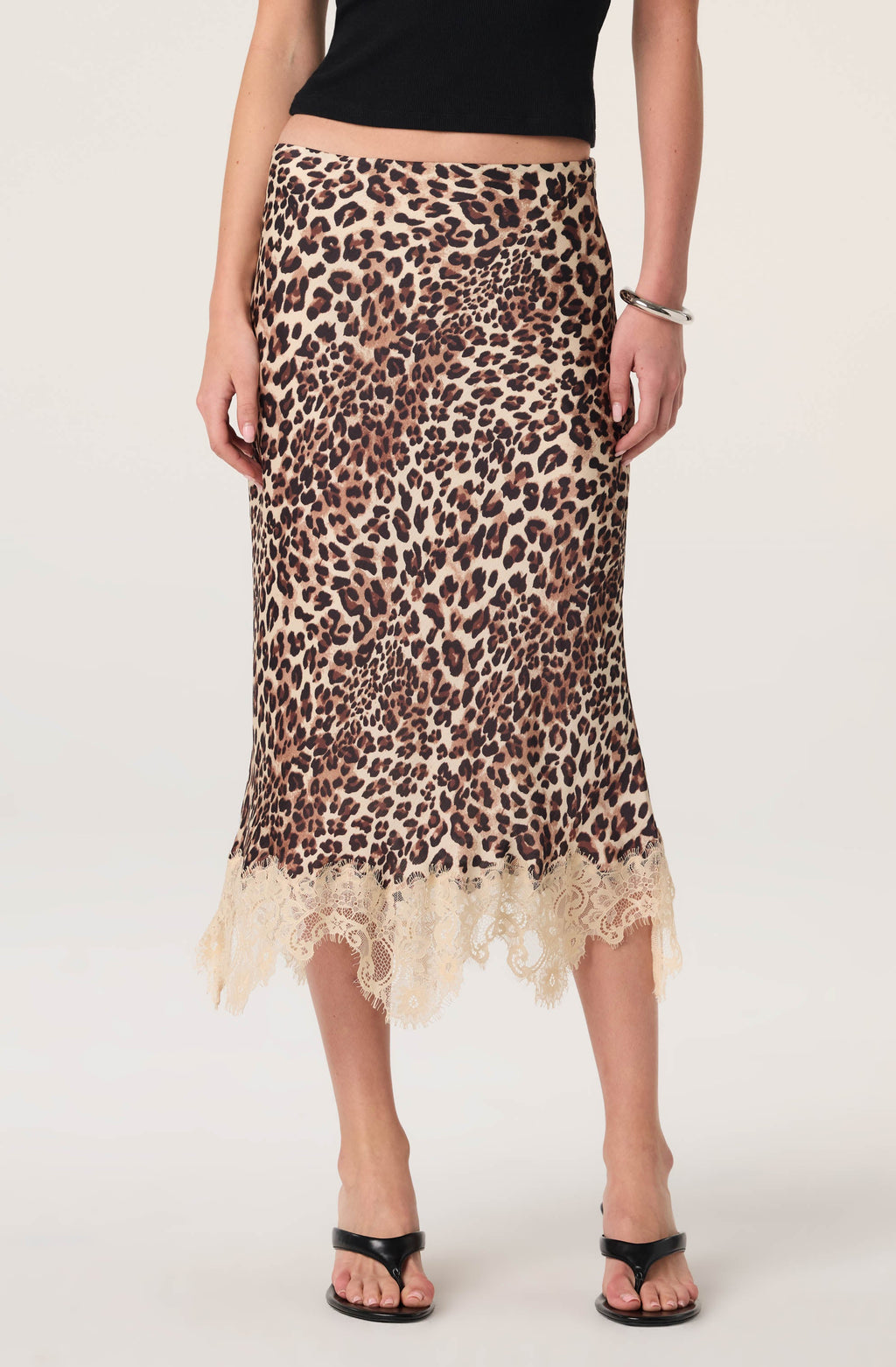 Eilinna Lace Hem Satin Midi Skirt